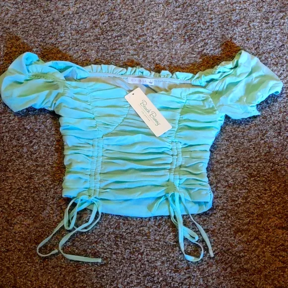 Beach Bunny Crop Top - Picture 2 of 4